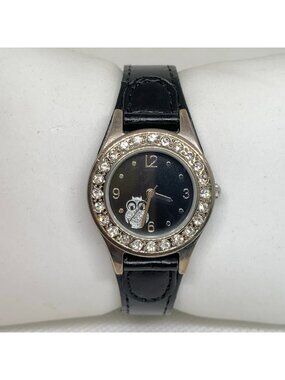 Claire’s women watch silver tone owl black dial 27mm Quartz rhinestones running